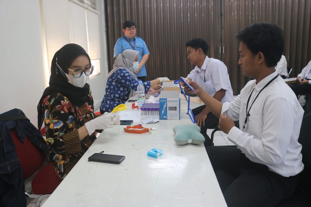 Penerimaan Mahasiswa Baru 2024 di Politeknik Gajah Tunggal: Selesaikan Tahap Akhir PMB 2024 dengan Seleksi Kesehatan