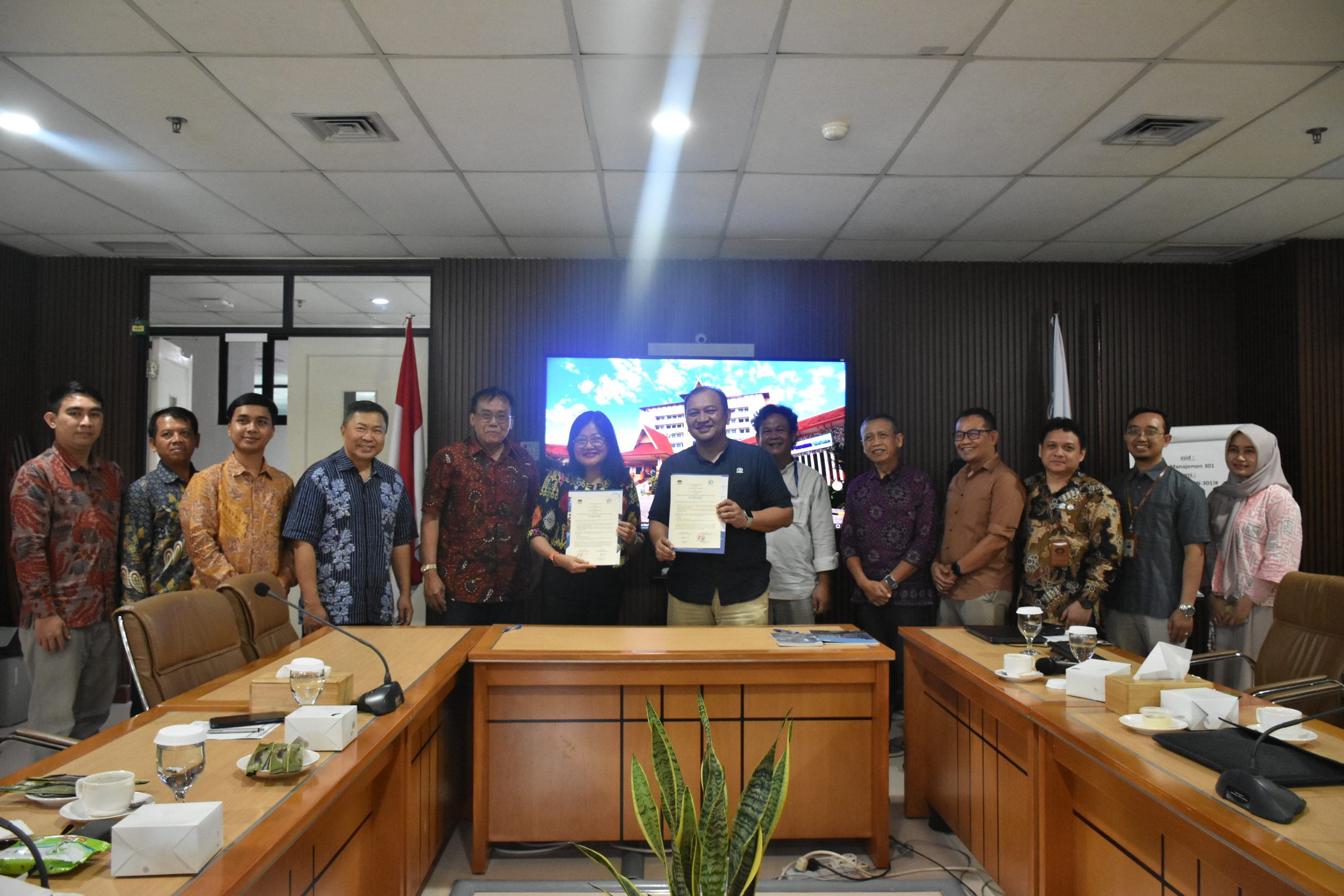 Benchmarking ke Politeknik Negeri Batam