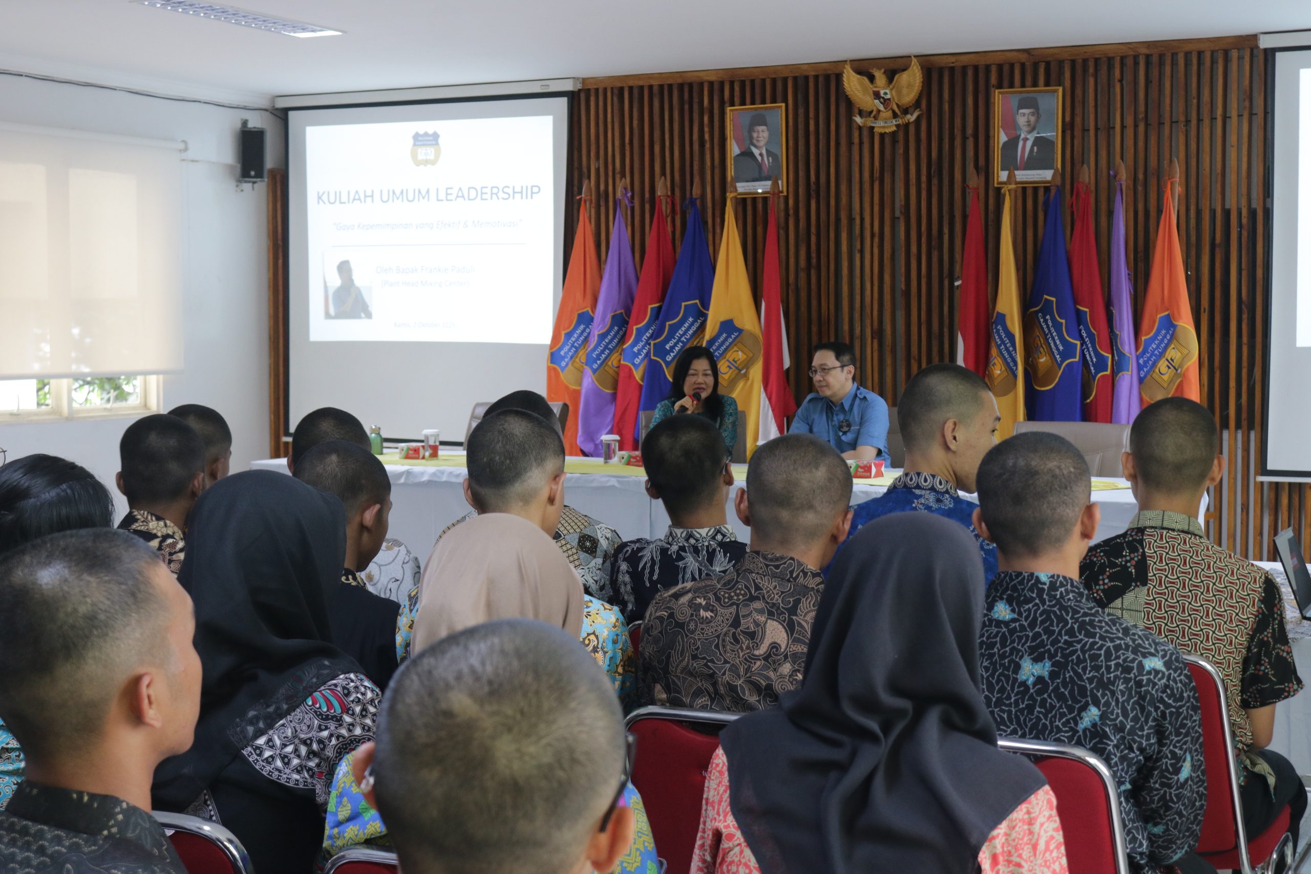 Kuliah Umum Leadership Bersama Bapak Frankie Paduli: Menumbuhkan Jiwa Pemimpin di Kalangan Mahasiswa