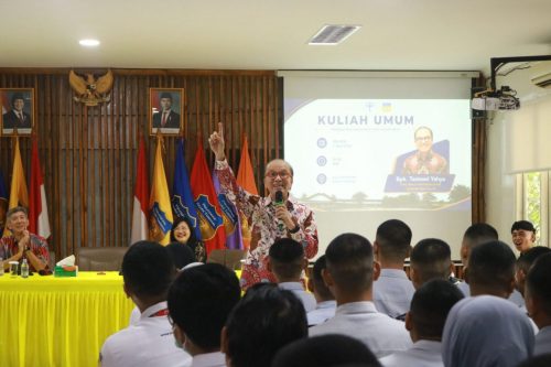 Kuliah Umum Manfaatkan Setiap Kesempatan untuk Meraih Sukses