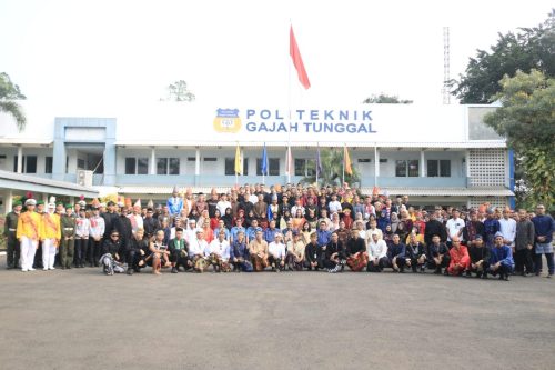 Pembekalan Soft Skills Kepada Calon Lulusan 2026 oleh Board of Directors PT Gajah Tunggal Tbk. dan Yayasan Bina Dharma Nurharapan Indonesia