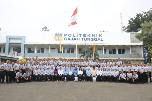 Serah Terima Lulusan 2026