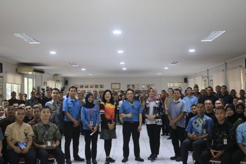 Pembekalan Calon Lulusan Tahun 2026 oleh Bapak Frankie Paduli dari Plant Mixing PT Gajah Tunggal Tbk.
